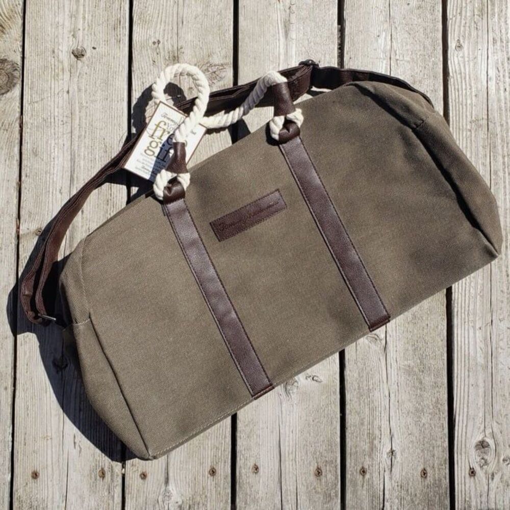 Tommy Bahamas Men’s travel duffle bag